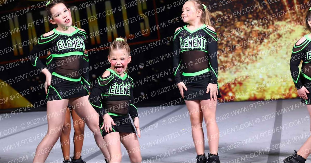 Element Athletics Storm · Gold Rush Super Floor One