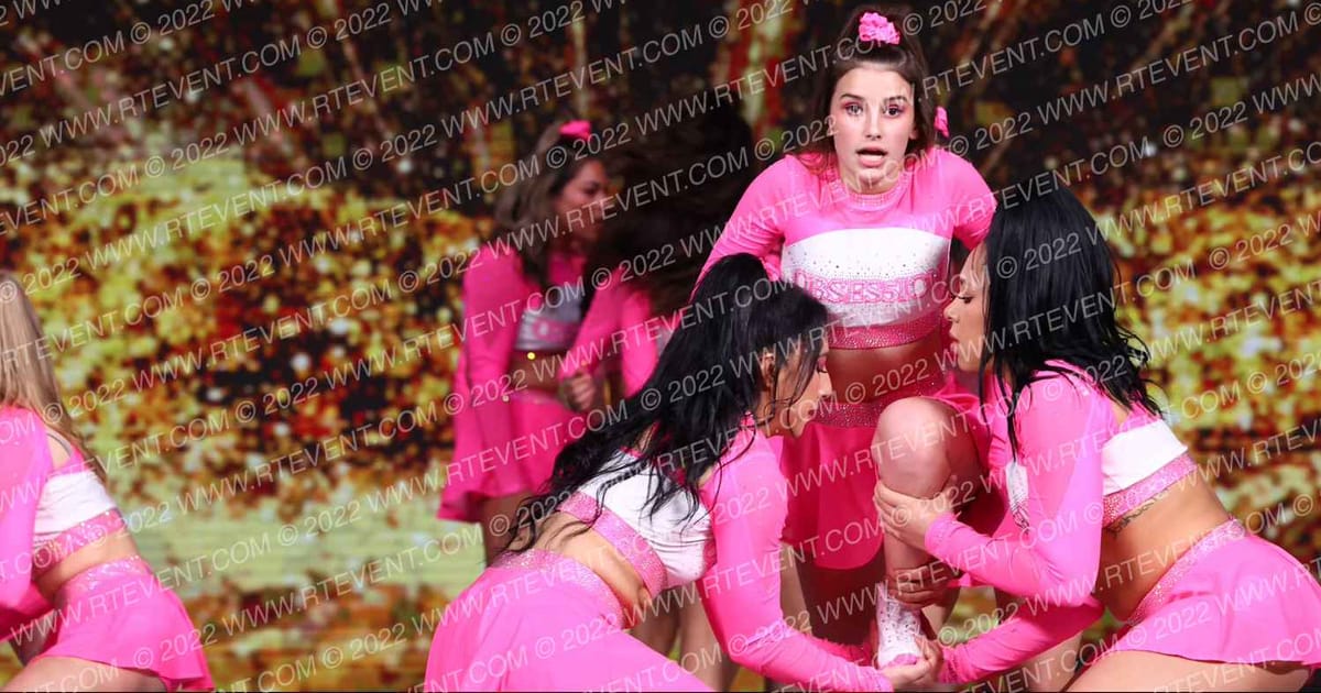 Vogue Athletics New Mexico (Vogue Athletics) Obses5ion · Gold Rush Super Floor One