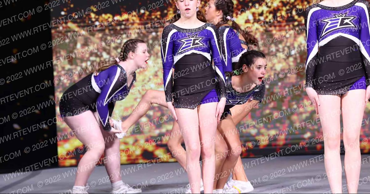 Express Cheer Dallas Guar2ians · Gold Rush Super Floor One