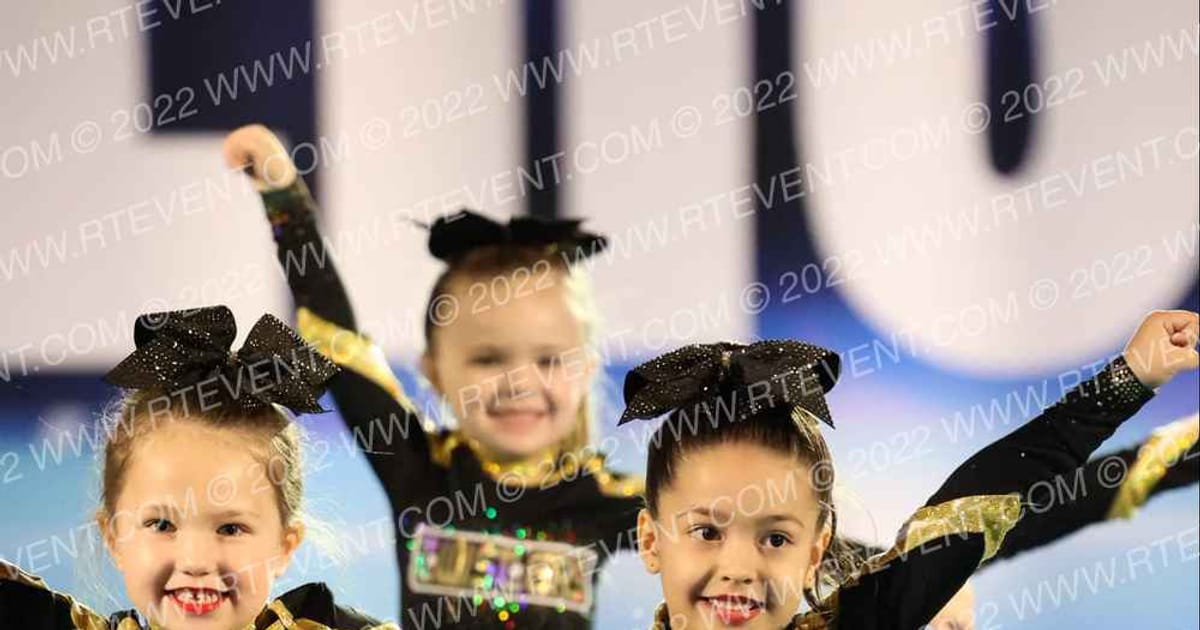 Twisters Tiny Twist · CHEERSPORT Atlanta Classic