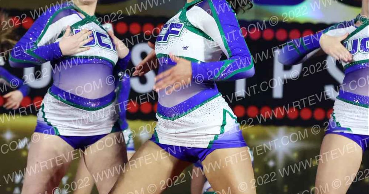 University Cheer Force Thunder · Encore Santa Clara Showdown