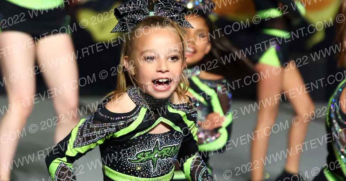 cruces cheer storm aqua · Gold Rush Super Floor Two