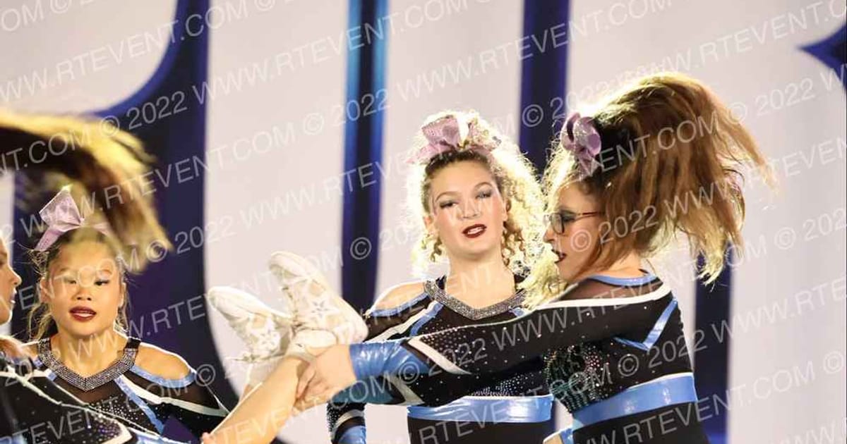 Eagles Elite Cheerleading Smoke · CHEERSPORT Atlanta Classic