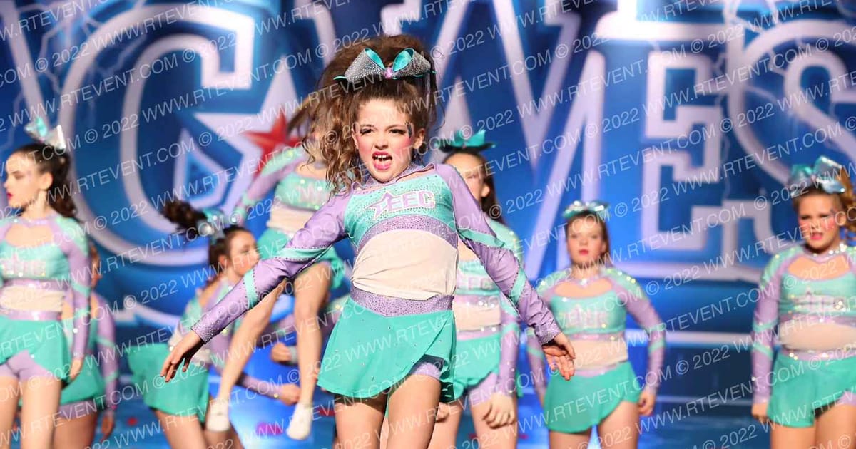 Eatonville Elite Cheerleading SUPERNOVAS · Pacwest Grand Nationals