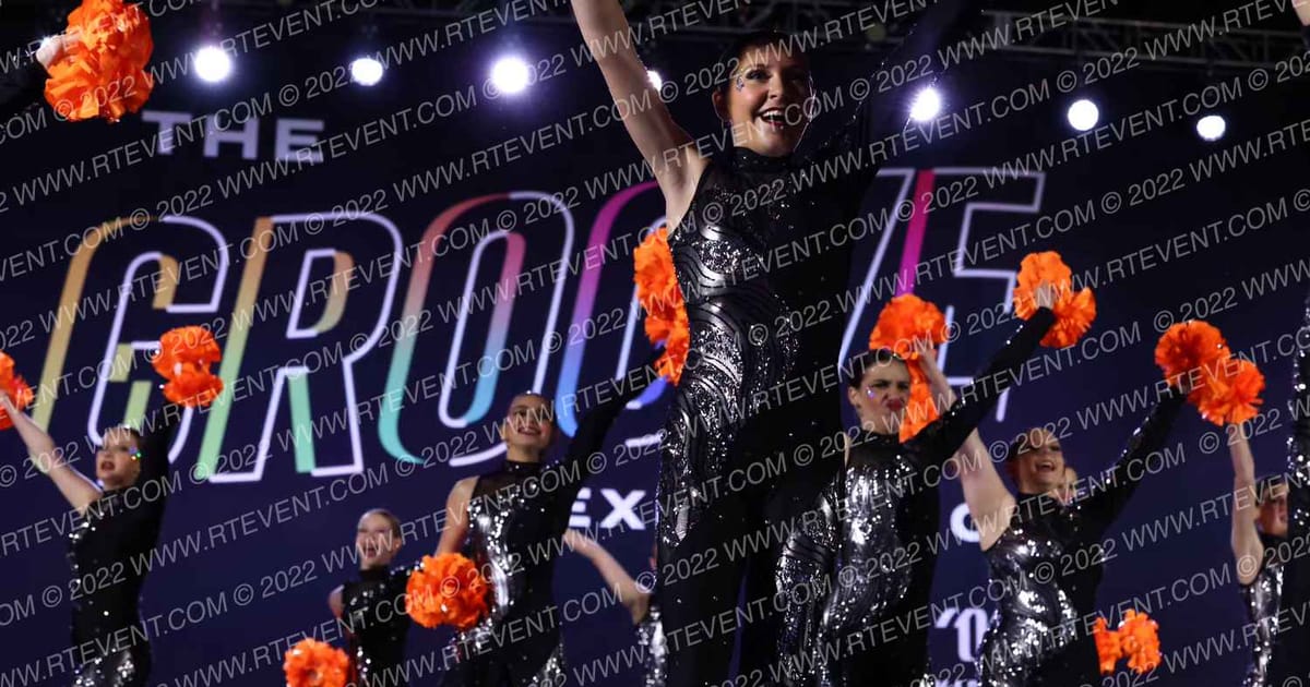 Synergy Dance Academy Senior pom · GROOVE Dance Grand Nationals