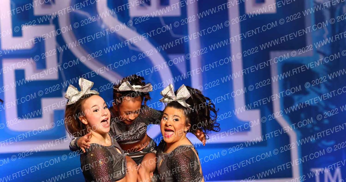 Connect Cheer Northwest Obsidian · Pacwest Grand Nationals