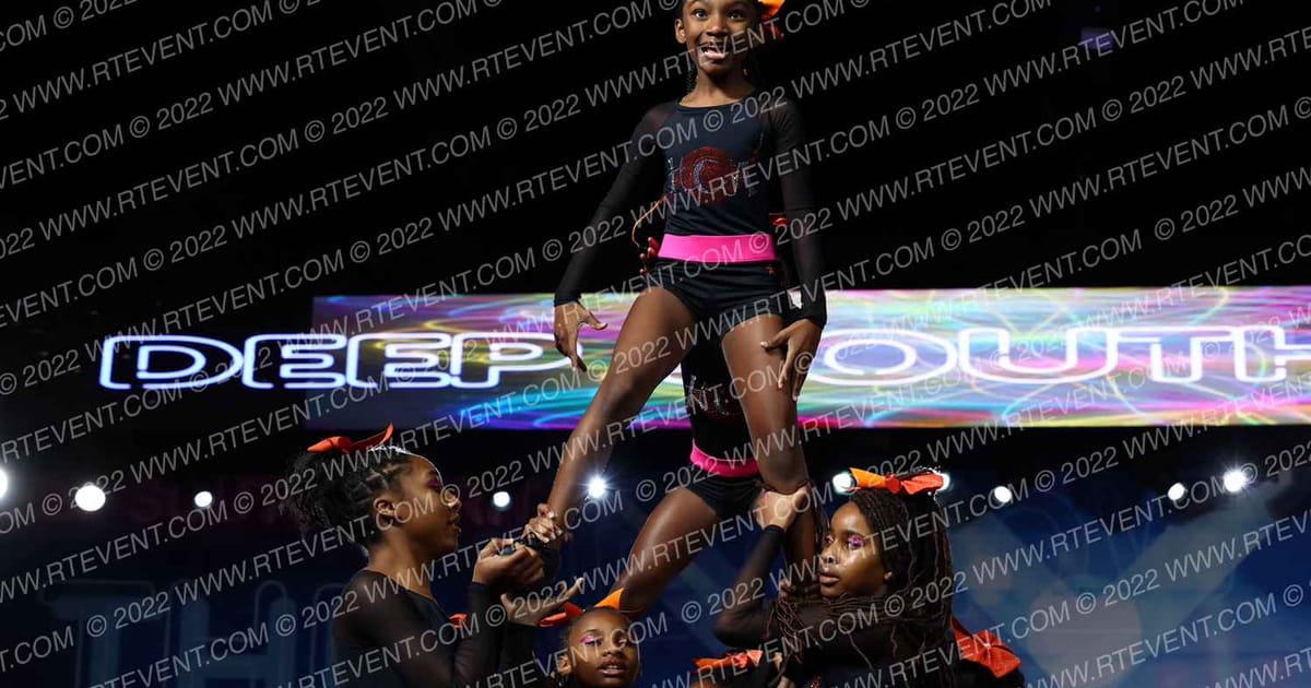 Hurricane Cheer Athletics HCA INTENSITY · Glow Tour Chicago
