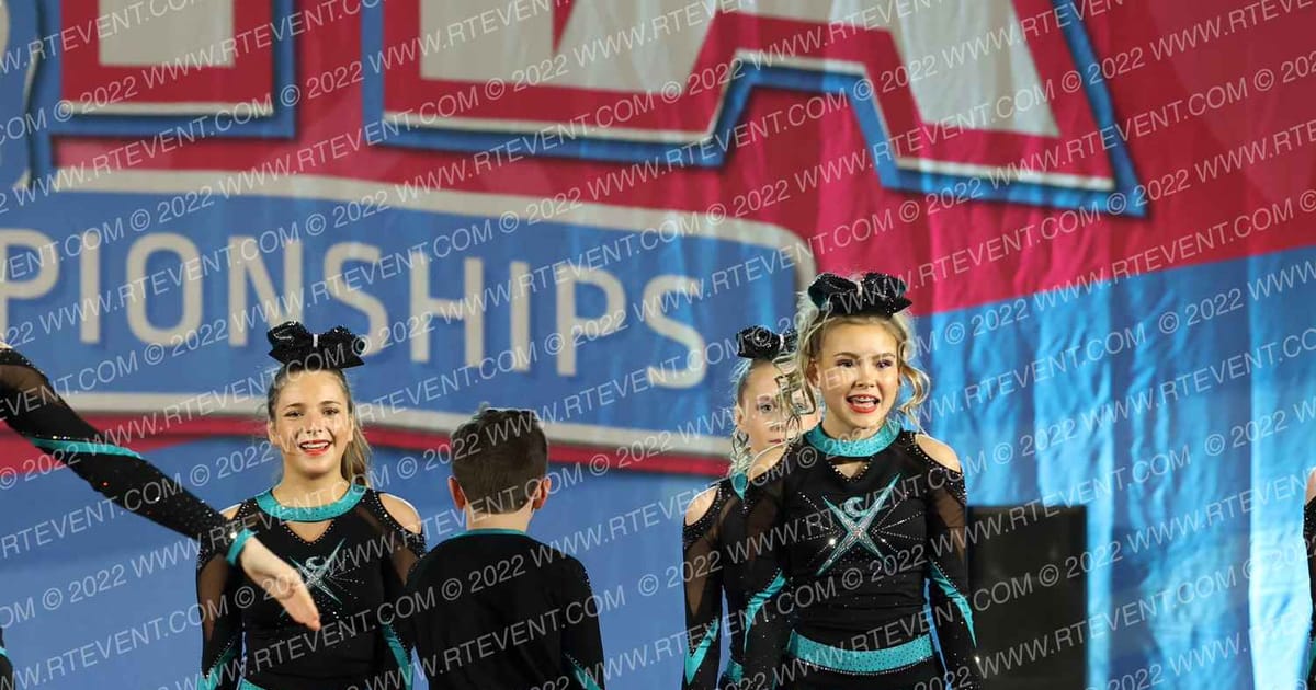 Cheer Extreme - Richmond Lime Ladies · Aloha Richmond Showdown