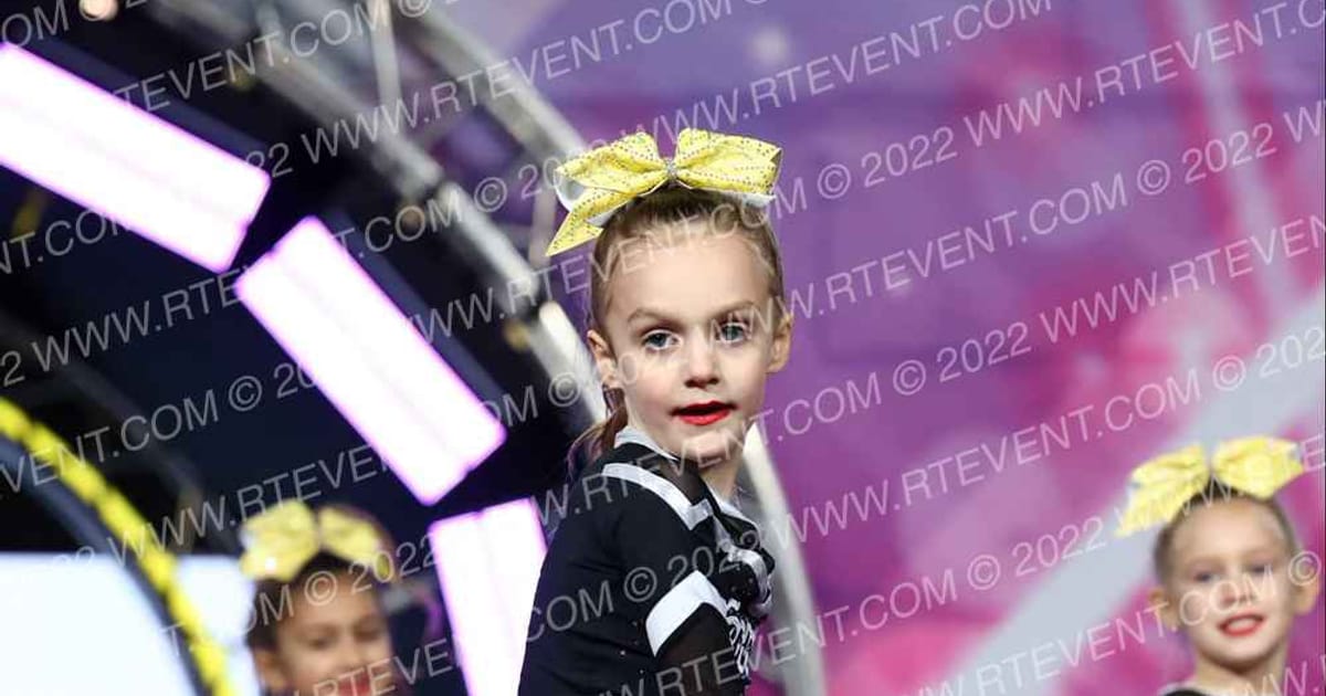 Iconic Allstars TINY TIARAS · Glow Tour Chicago