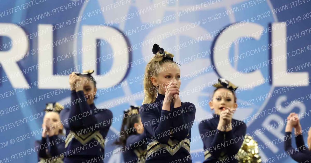 Amplus Academy Elementary Gold · Vegas Crown Photo