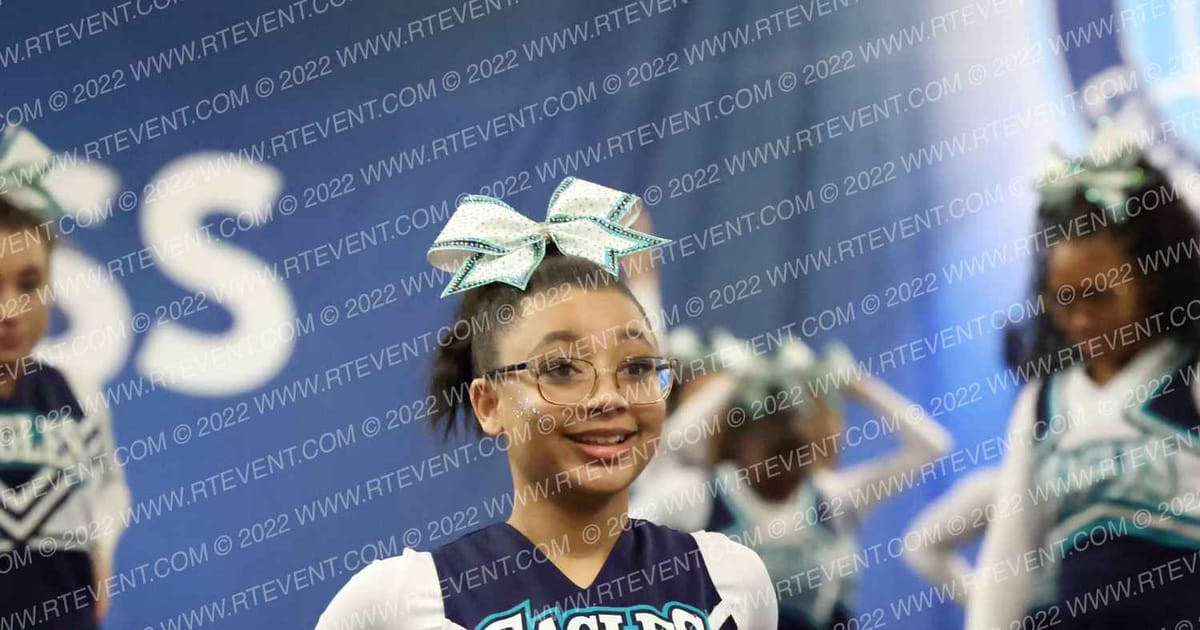 Sky Pointe Eagles Cheer Sky Pointe Comp Cheer · Vegas Crown Photo