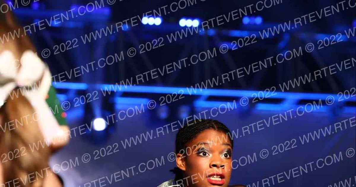 Connect Cheer Northwest Peach · Pacwest Grand Nationals
