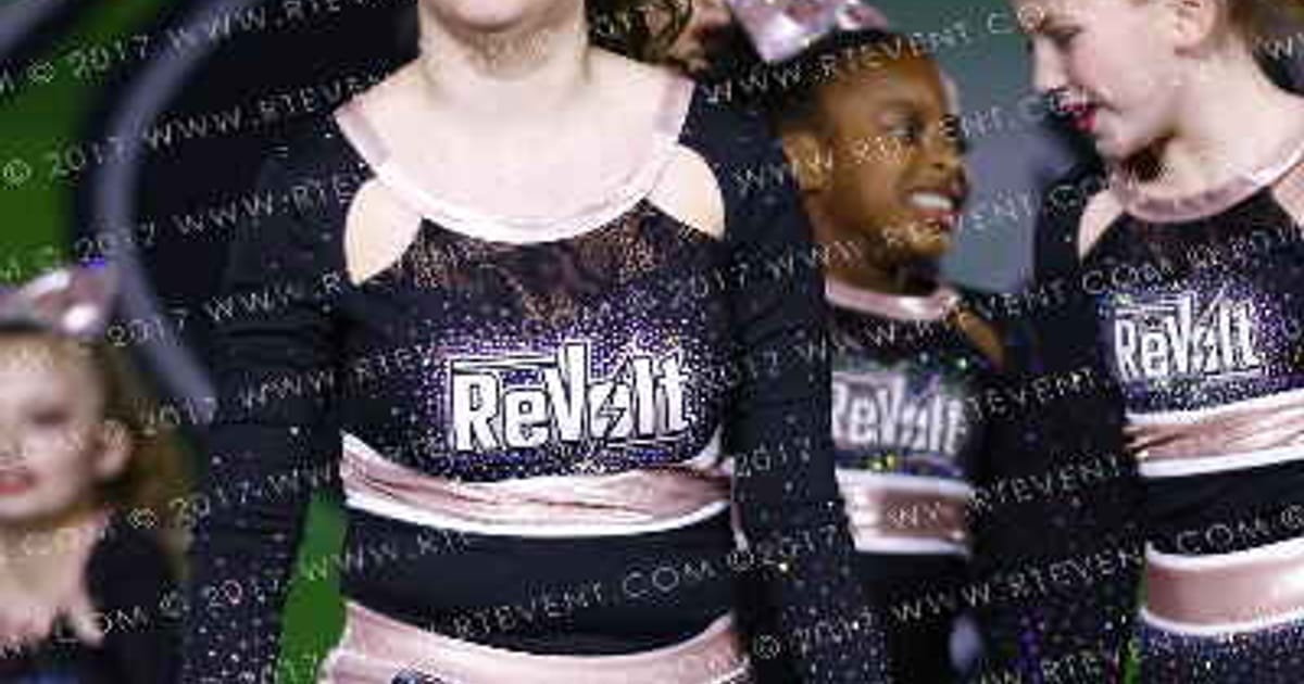 Revolt Cheerleading Lightning · Schaumburg Grand Nationals DI DII