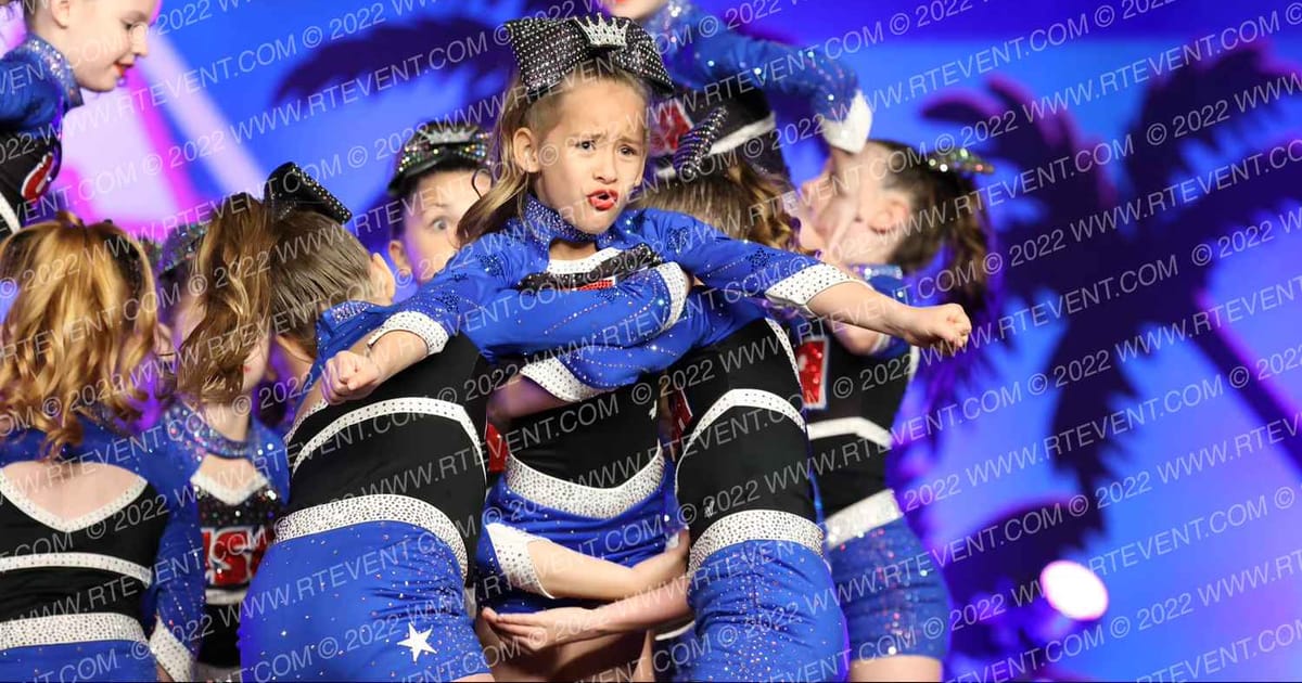 USA Starz Glitter · Aloha Grand Nationals