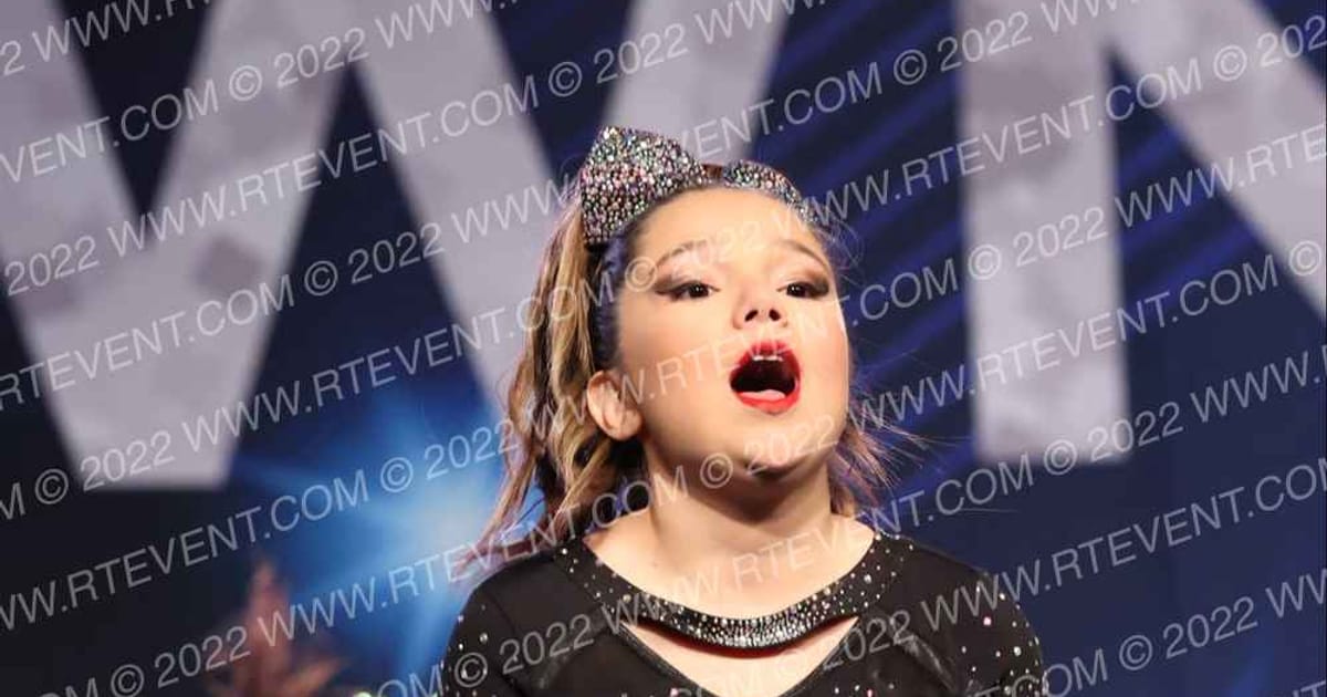 Voltage Xtreme Cheer LIL LEGACY · Vegas Crown Photo