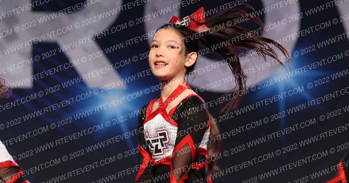 Arizona Prestige Cheer Black Diamonds · Vegas Crown Photo