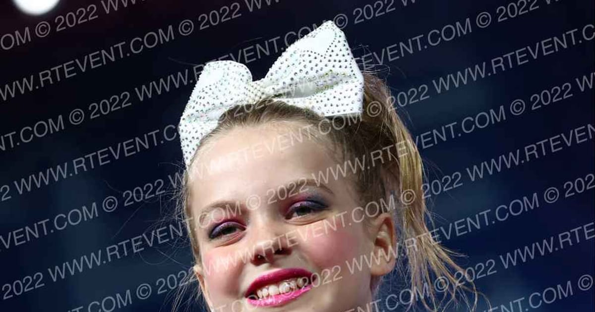 In10sity Cheer Allstars Diamonds · Glow Tour Chicago