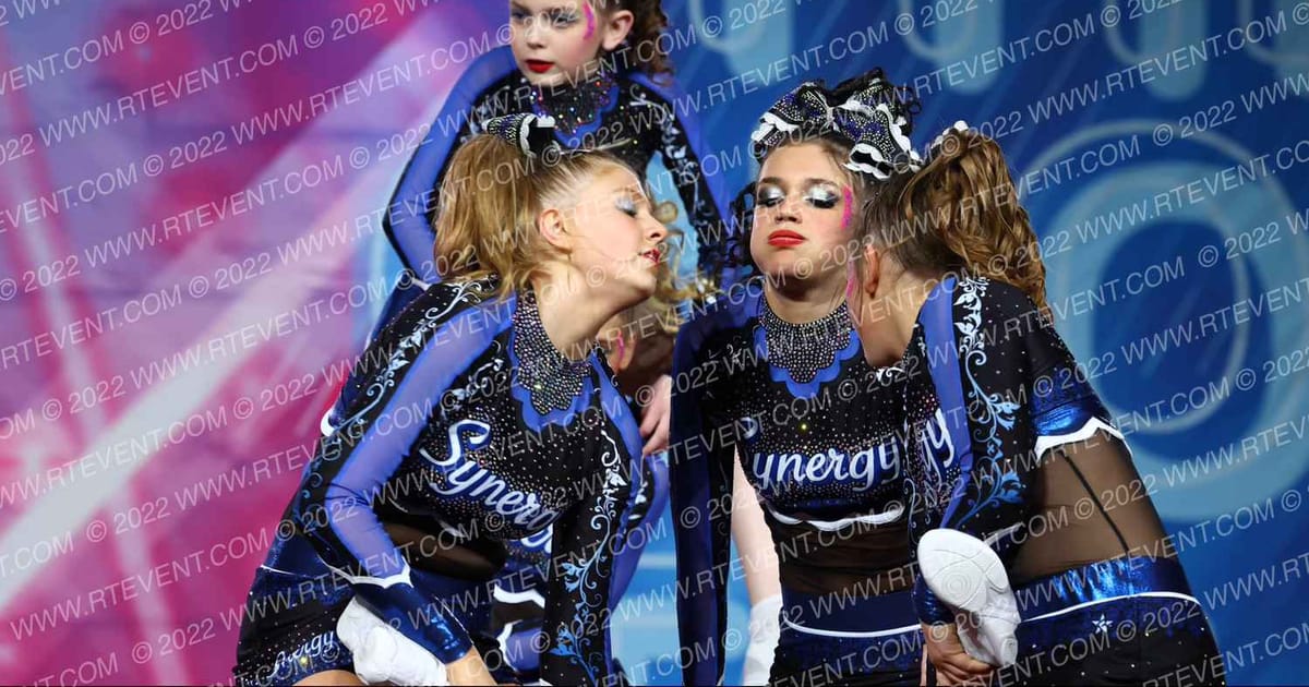 Synergy Athletics All-Stars Showdown · Glow Tour Chicago