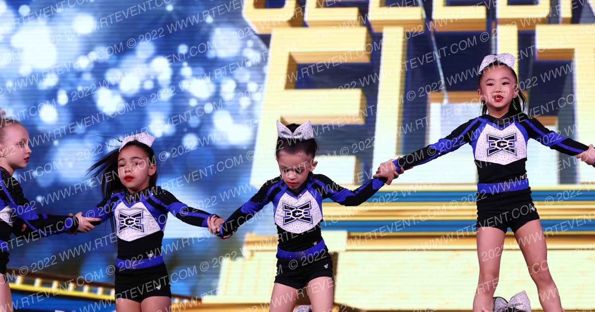East Celebrity Elite Glimmer · Mohegan Sun