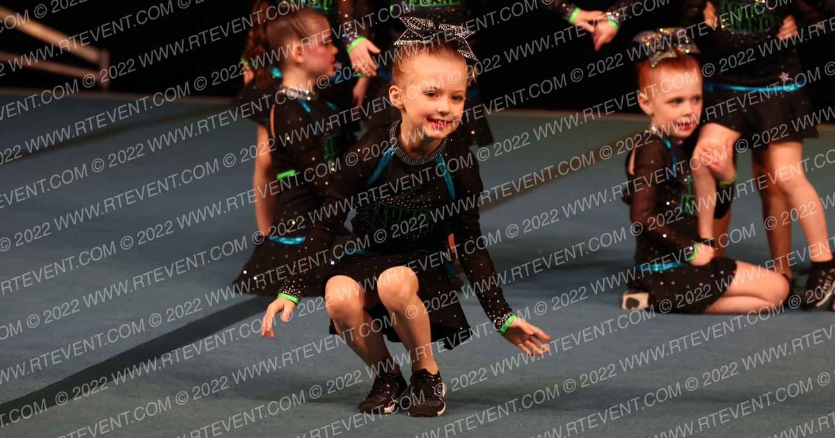 Long Island Cheer Twinkles · Mohegan Sun