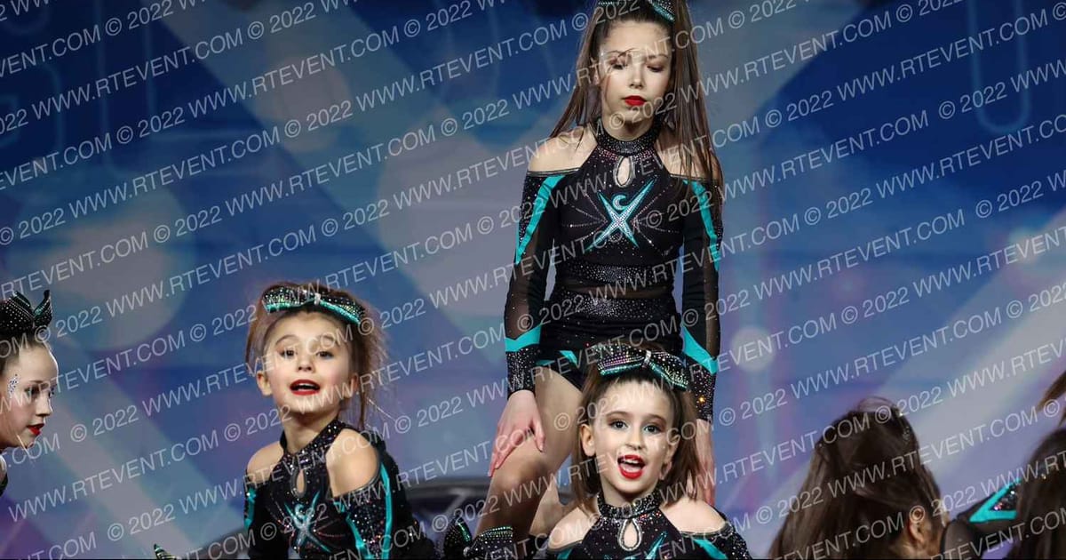 Cheer Extreme Chicago Fancy · Glow Tour Chicago
