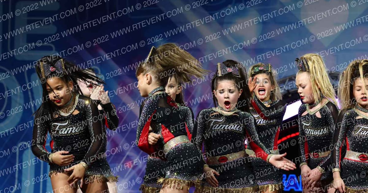 Famous Athletics Barbie Girls · Glow Tour Chicago