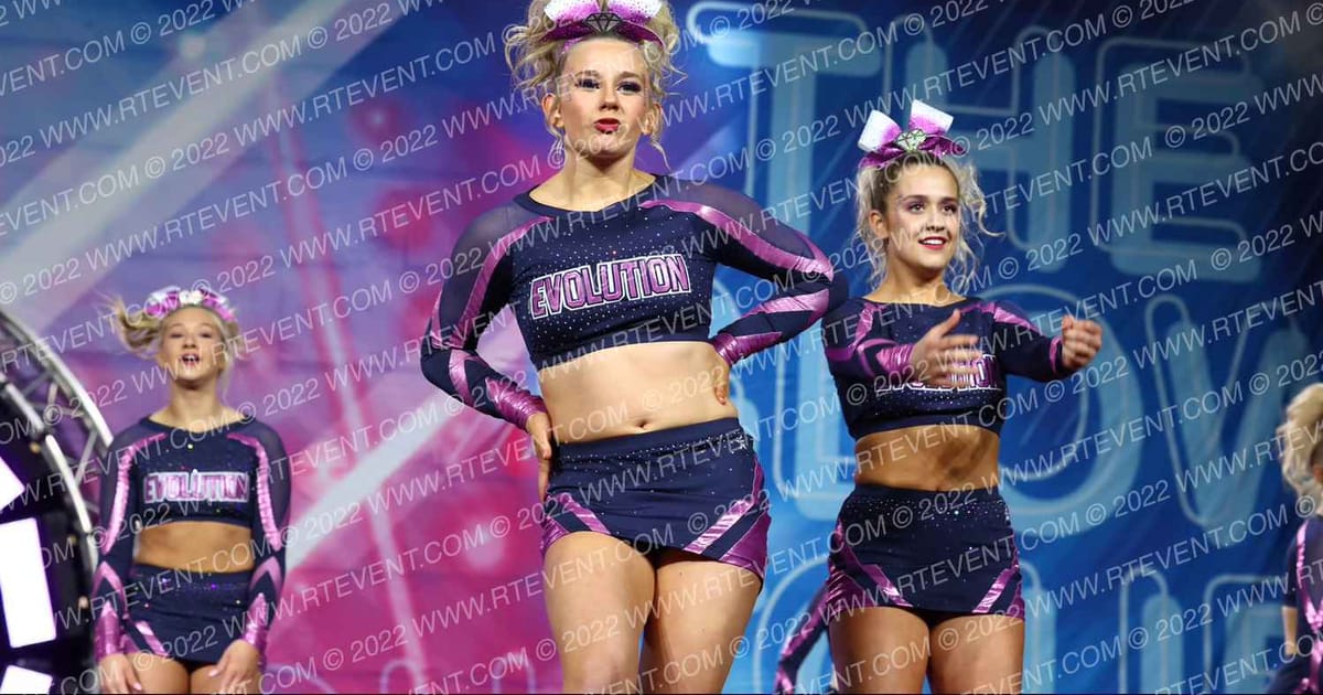 Evolution Cheer Black Diamonds · Glow Tour Chicago