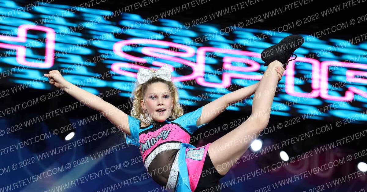 In10sity Cheer Allstars Dream · Glow Tour Chicago