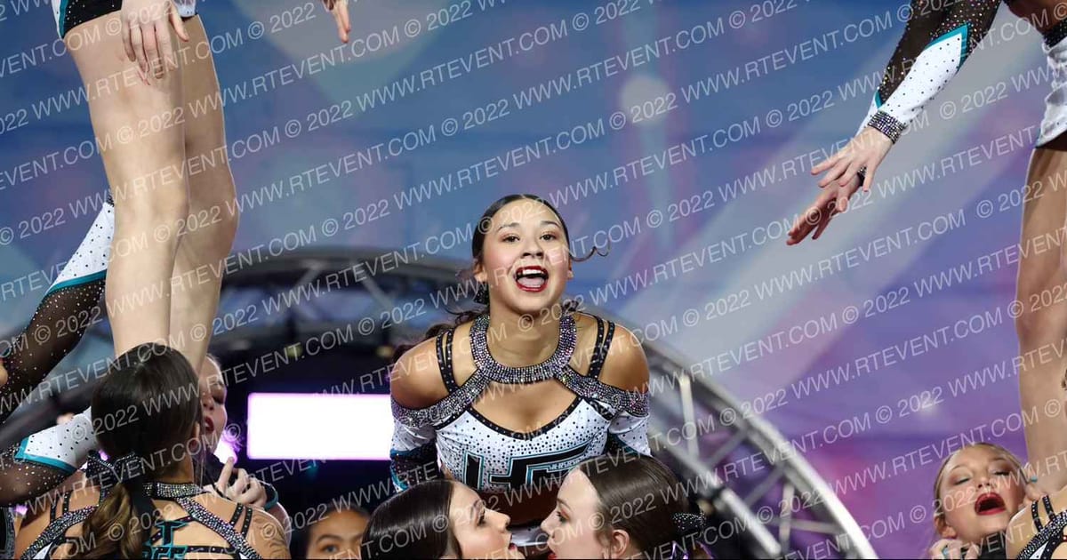 Hit Force Cheer Snipers · Glow Tour Chicago