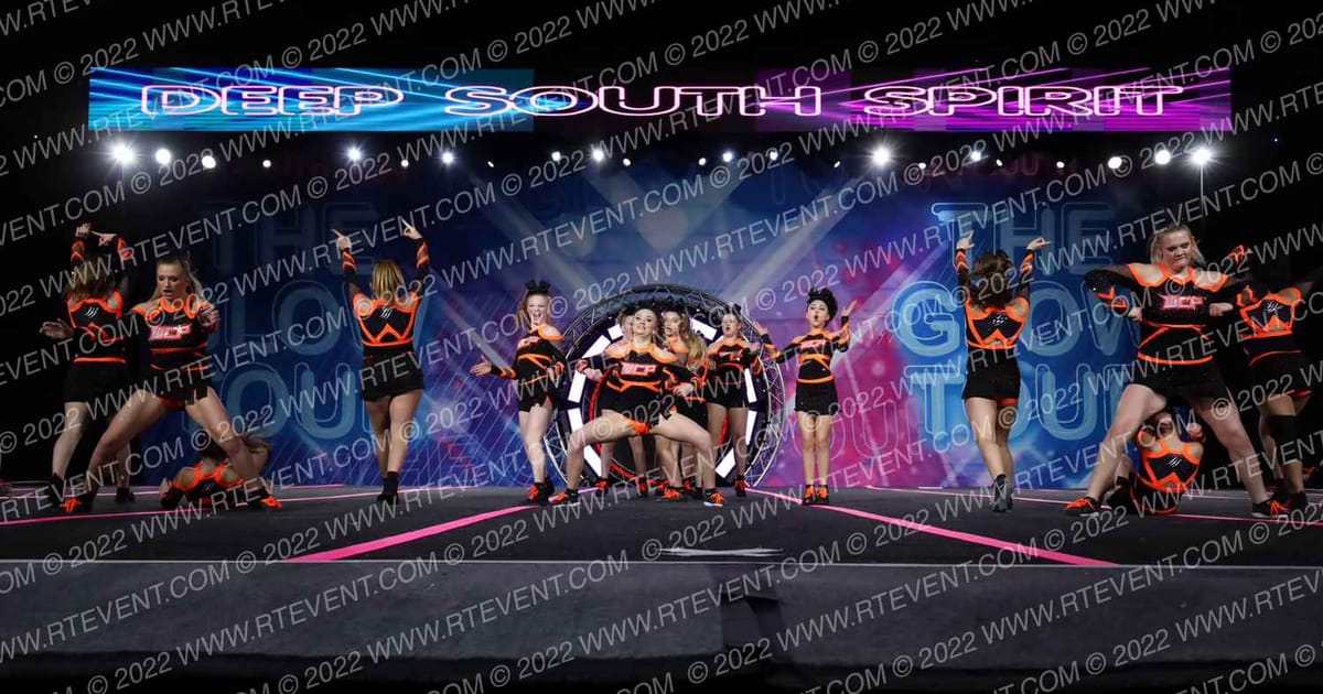 WILDCATS Cheer Pride Leopards · Glow Tour Chicago