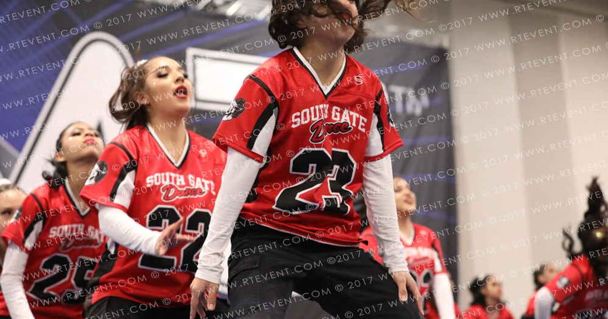 SOUTH GATE HIGH BEATBREAKERS · Holiday Showcase
