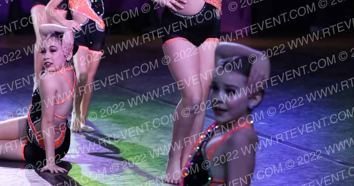 South Texas Strutters Mini Elite · Cheer Power Power Dance Grand Nationals