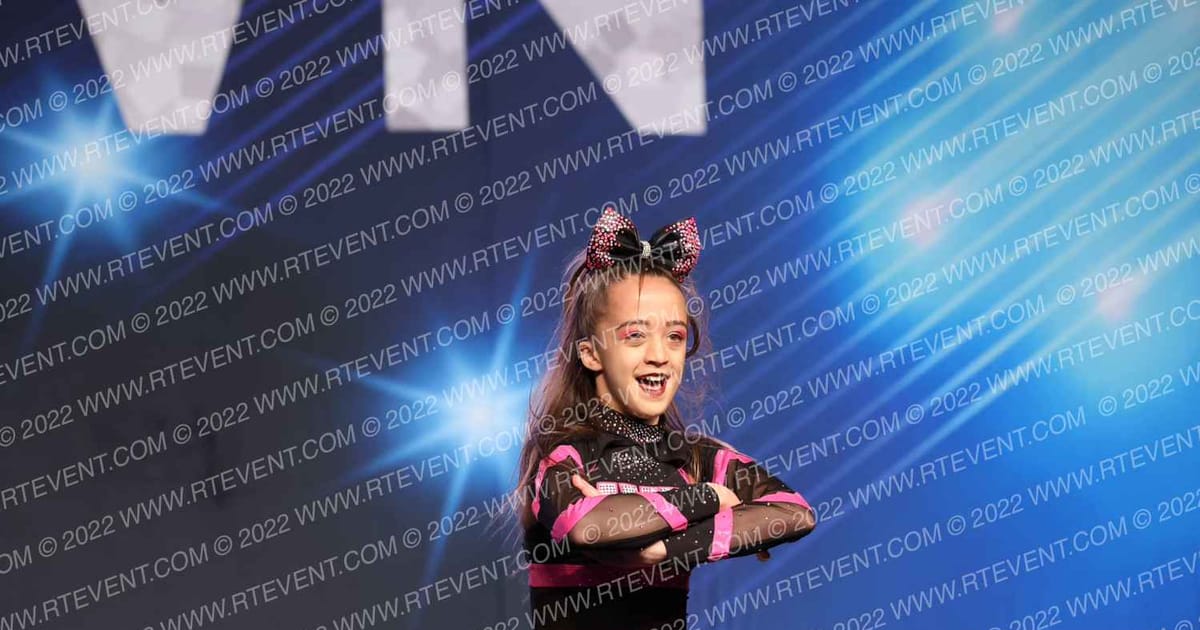 Las Vegas All Stars L. English · Vegas Crown Photo