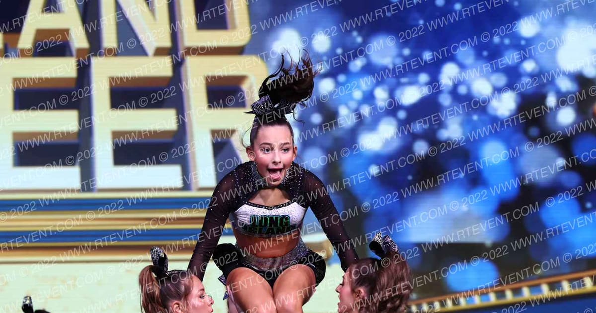 Long Island Cheer Titanium · Mohegan Sun