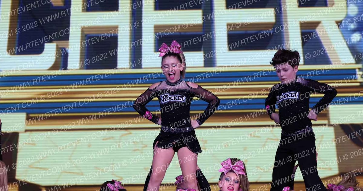Rocket Cheer Eclipse · Mohegan Sun