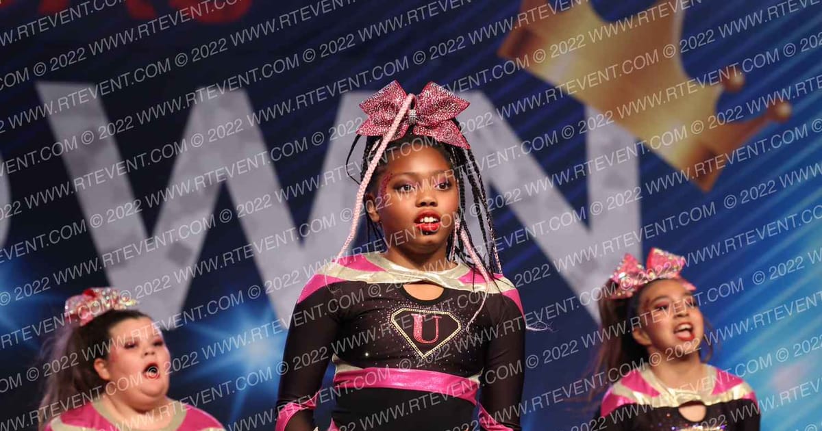 Unique Diamonds Legacy · Vegas Crown Photo