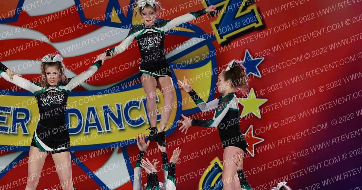 Legacy Xtreme All Stars ROYAL BEES · The American Royale Sevierville Nationals DIDII