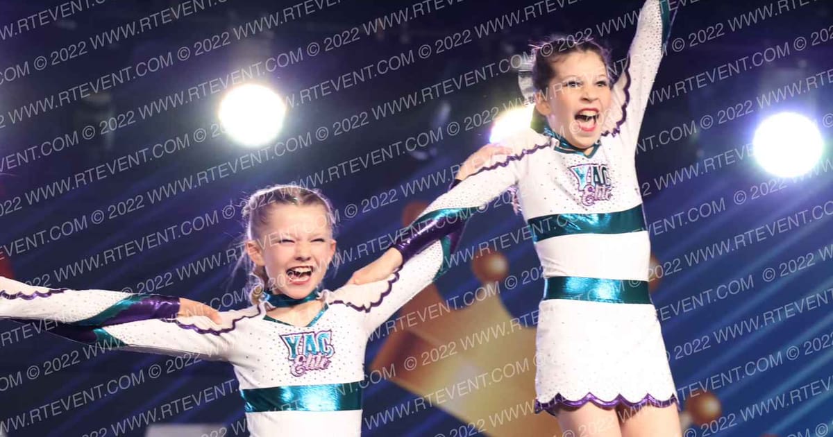 YAC Elite Cheer Gravity · Vegas Crown Photo