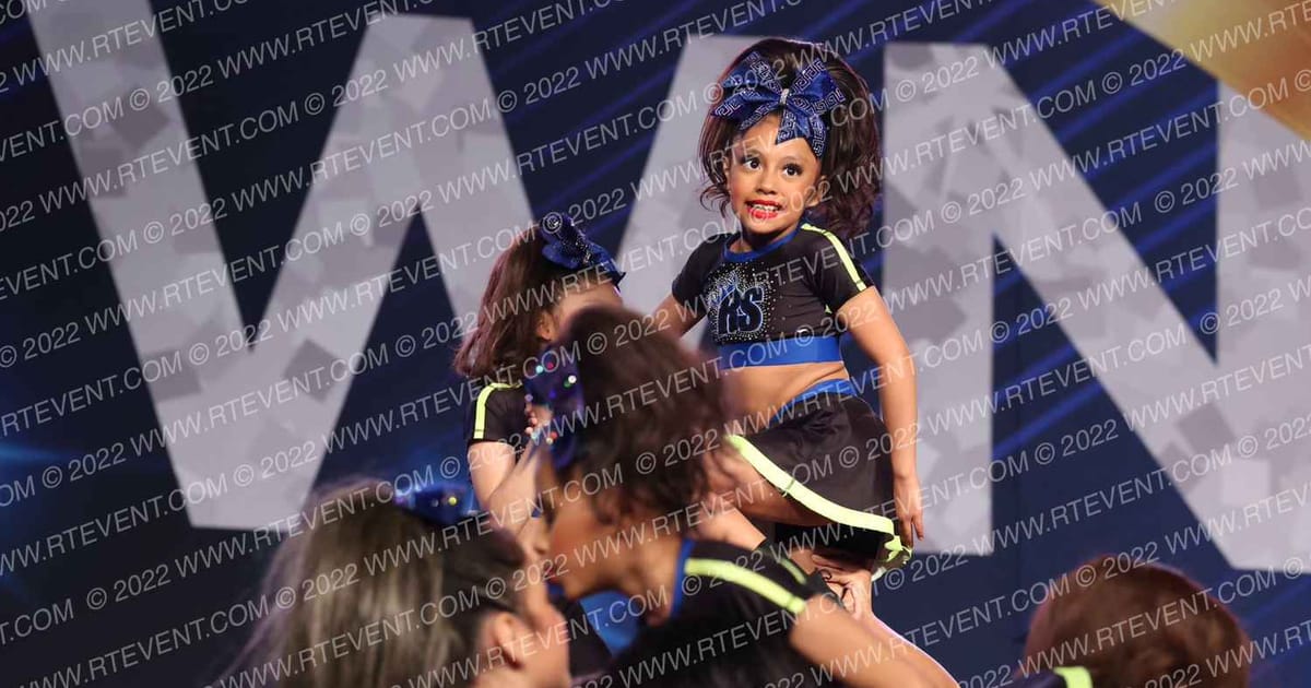 Royal Storm Elite Cheer Emeraldz · Vegas Crown Photo