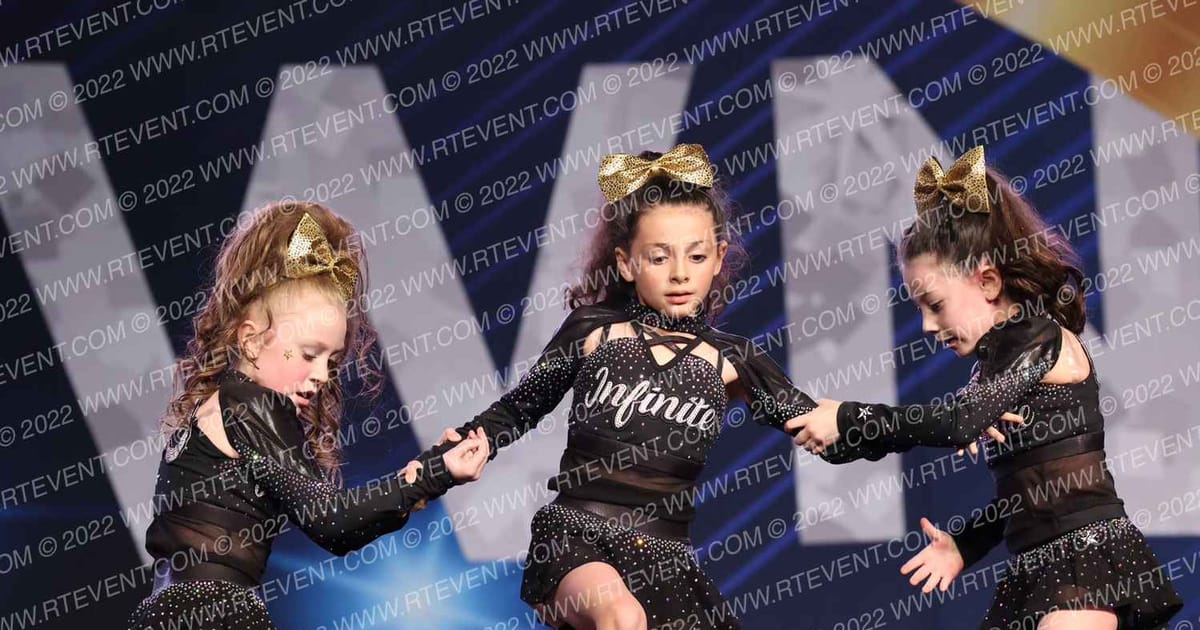 Infinite Cheer & Tumble Gym Aurelian · Vegas Crown Photo