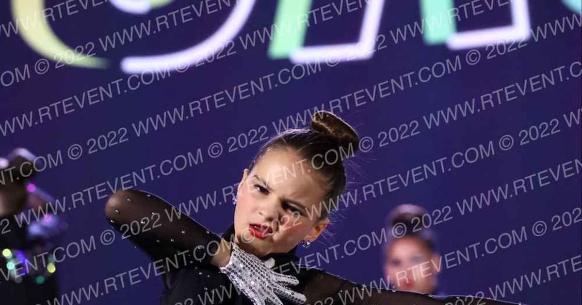 Rainbow Dance Academy MINI ELITE JAZZ - SMALL · GROOVE Dance Grand Nationals