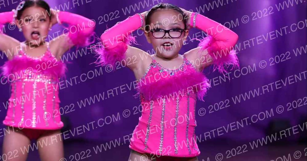 South Texas Strutters Tiny Elite · Cheer Power Power Dance Grand Nationals