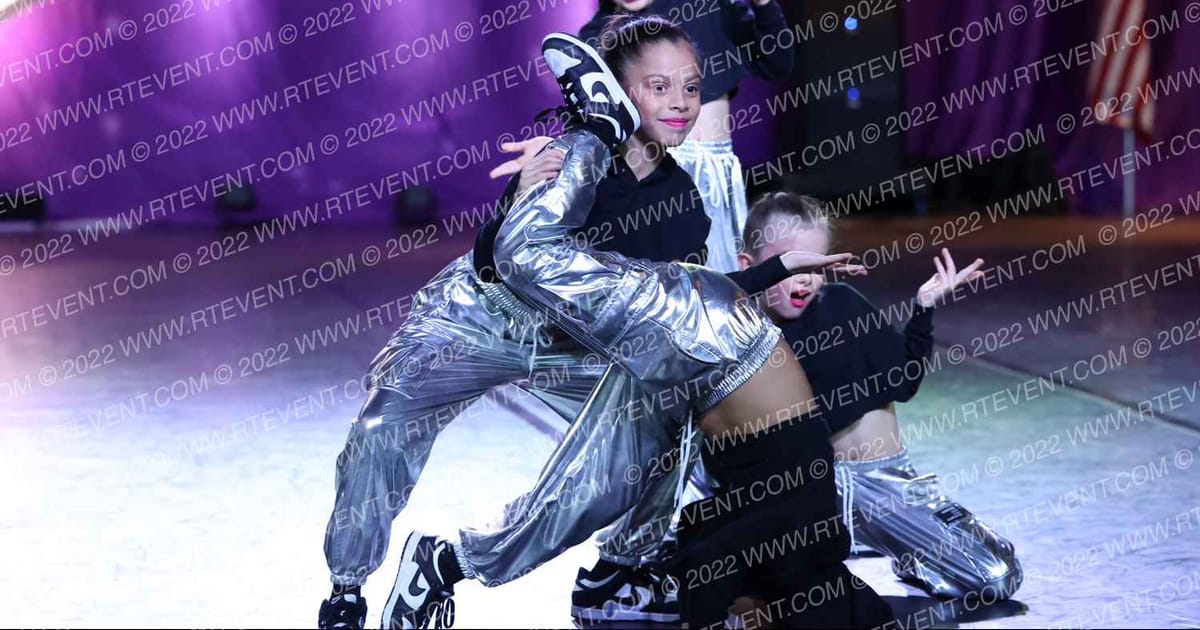 Wolf Pack All Stars Fly 1-8 · Cheer Power Power Dance Grand Nationals