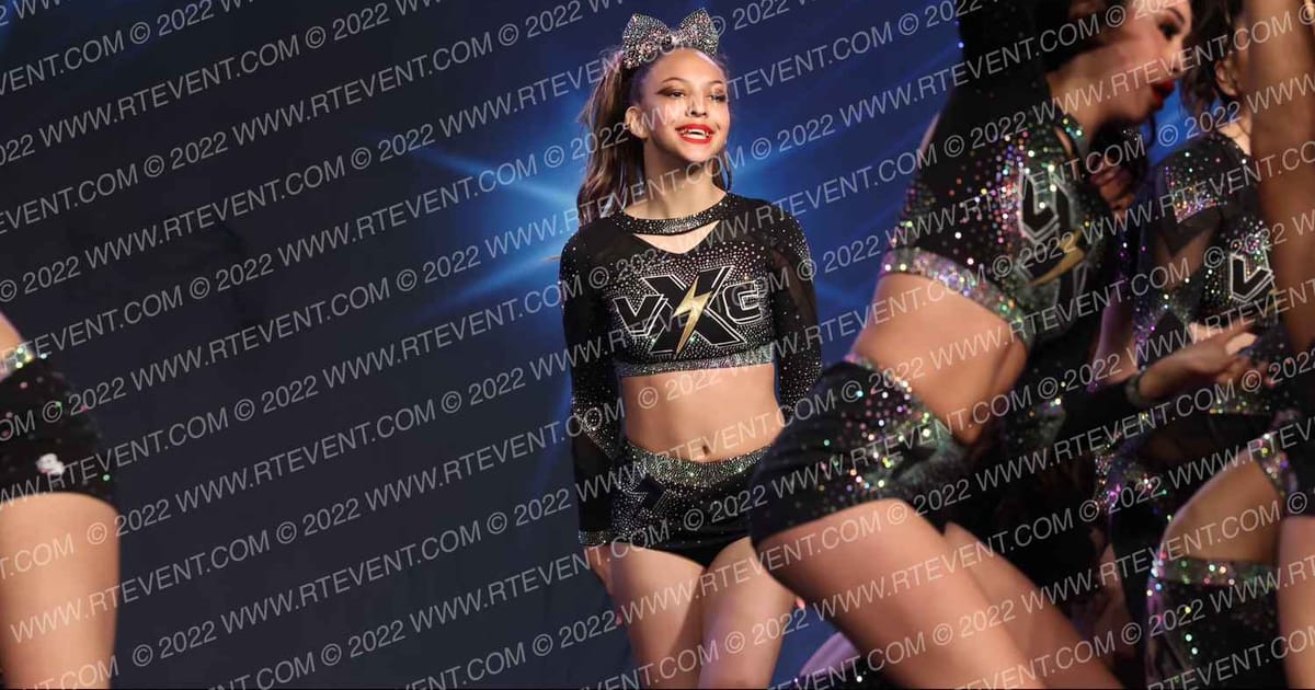 Voltage Xtreme Cheer LADY LEGENDS · Vegas Crown Photo