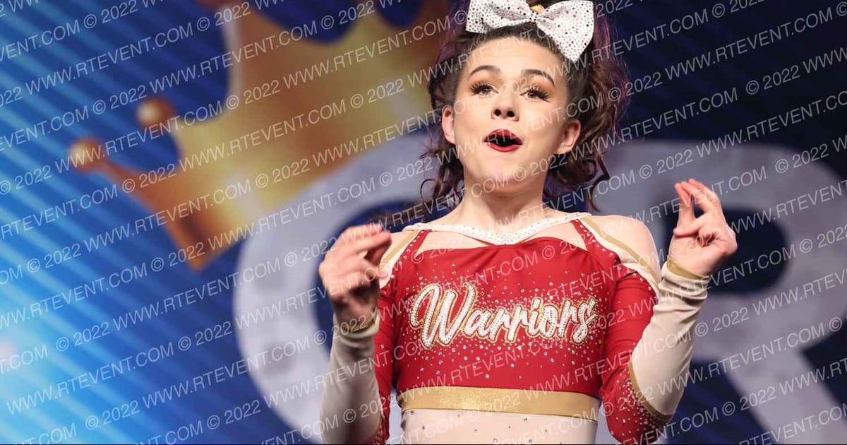 Warrior Cheer Supernovas · Vegas Crown Photo