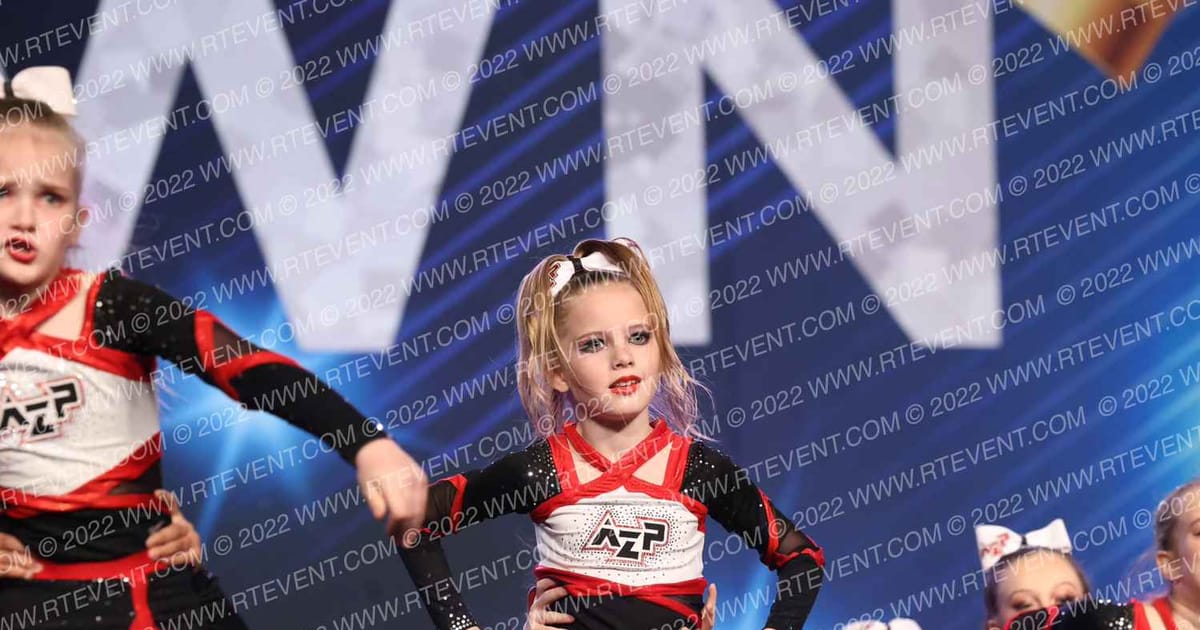 Arizona Prestige Cheer Pearls · Vegas Crown Photo