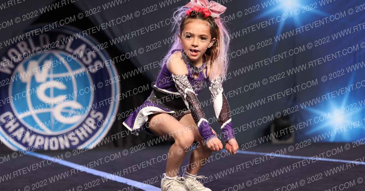 1st Impression Silver Twisters · Vegas Crown Photo