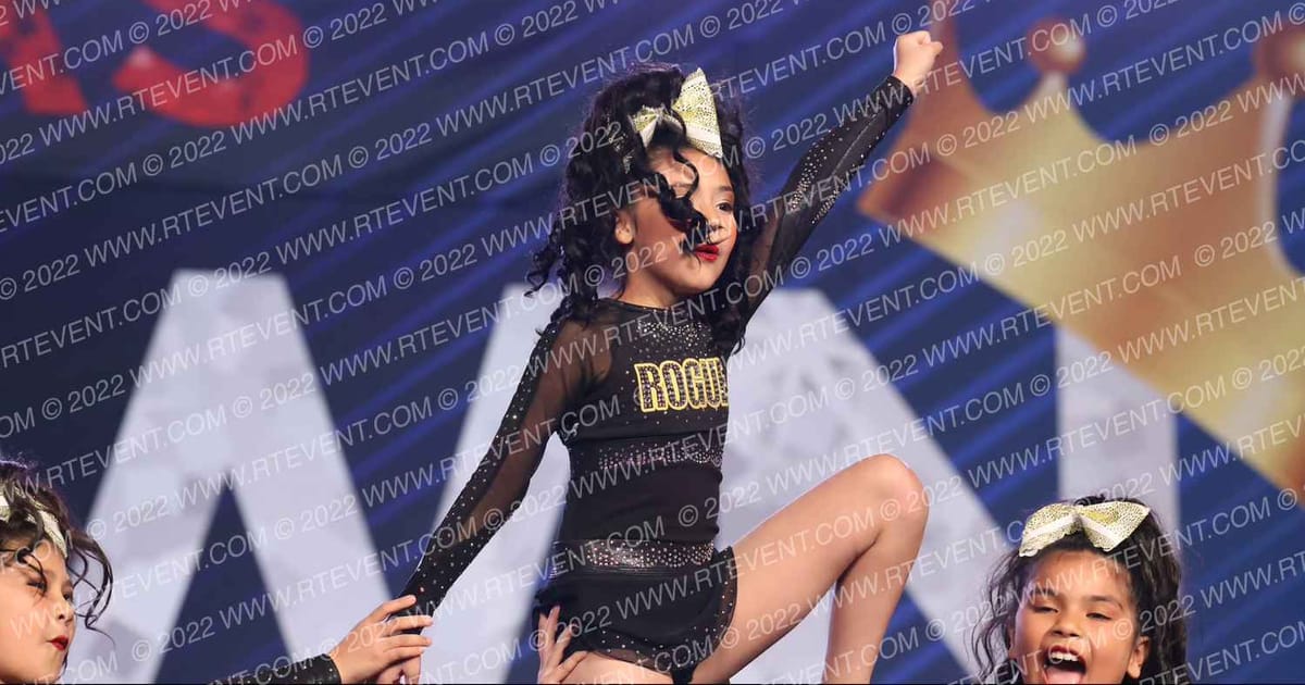 Rogue Athletics Lady Luck · Vegas Crown Photo