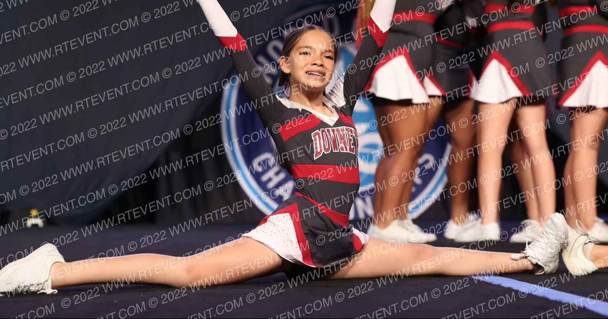 Downey Razorbacks Crush · Vegas Crown Photo