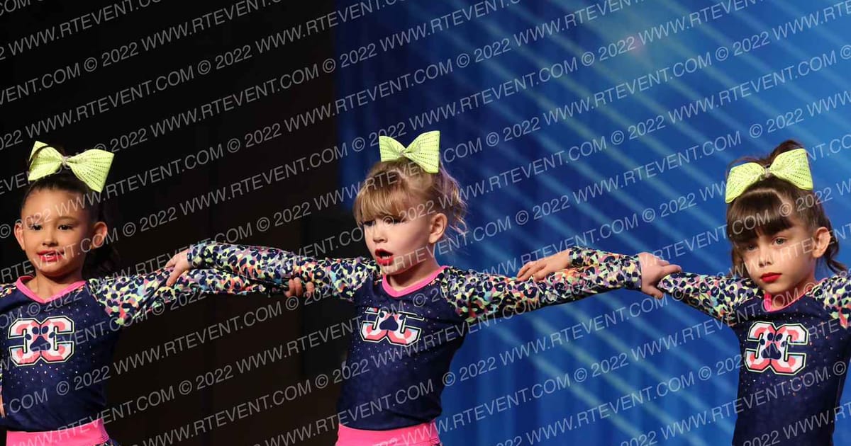 CheerCats LV Rainbow Cubs · Vegas Crown Photo